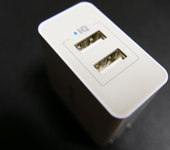 anker-24w-2port