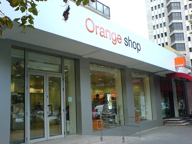 640px-Orange.Shop.Iasi-Romania