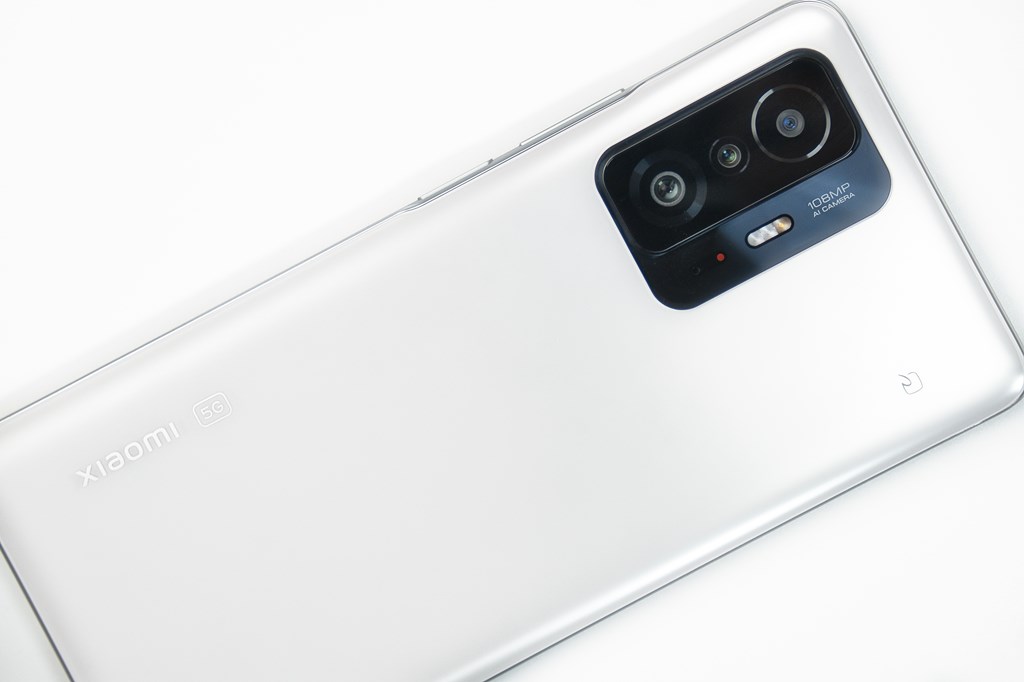 アウトレット大阪 Xiaomi 11T ムーライトホワイト 128GB Pro スマートフォン本体