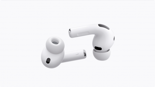 異国の地でもリアルタイム翻訳！電池駆動時間も爆伸びしたAirPods Pro